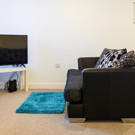 1 Bedroom Apartment Leamington Spa Hosted By Golden Key Γουόργικ Εξωτερικό φωτογραφία