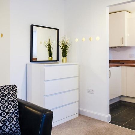 1 Bedroom Apartment Leamington Spa Hosted By Golden Key Γουόργικ Εξωτερικό φωτογραφία