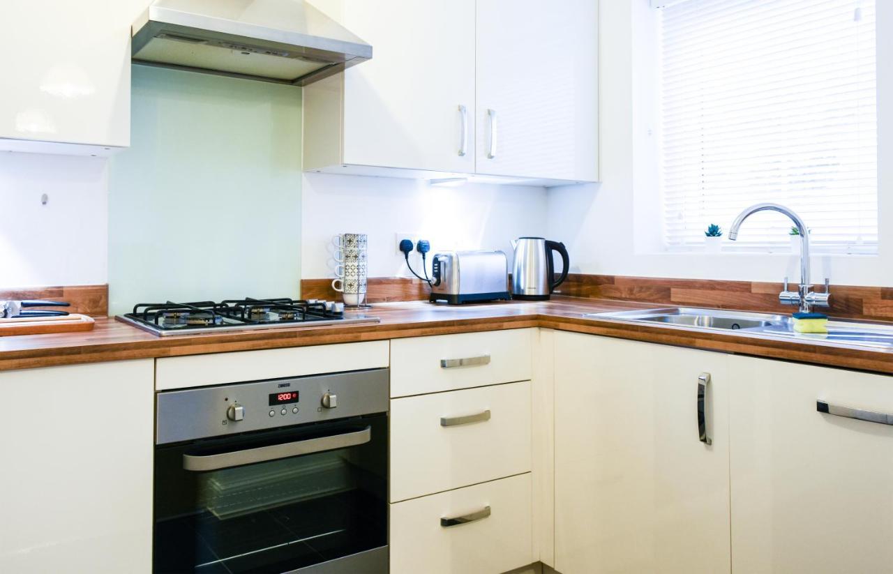 1 Bedroom Apartment Leamington Spa Hosted By Golden Key Γουόργικ Εξωτερικό φωτογραφία